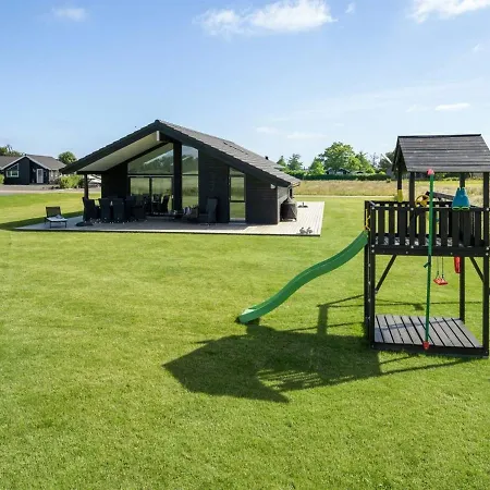 Thalie - 400m From The Sea By Interhome *