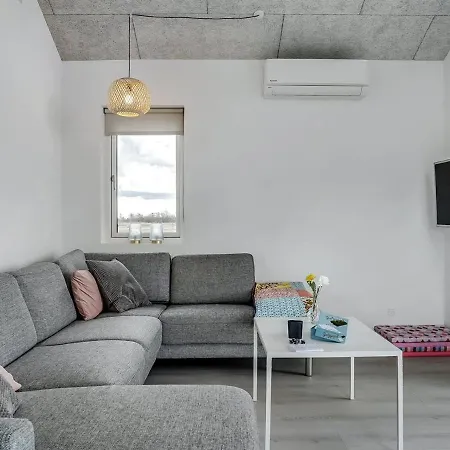 Thalie - 400m From The Sea By Interhome Feriehus