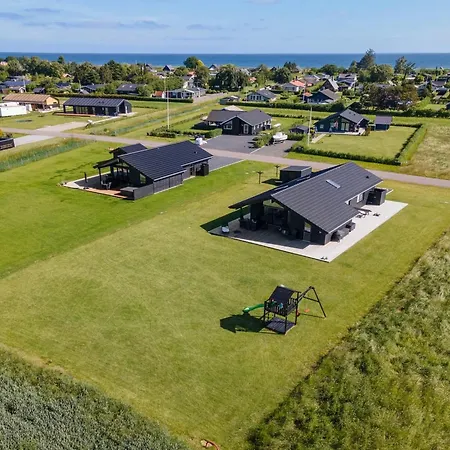 Thalie - 400m From The Sea By Interhome