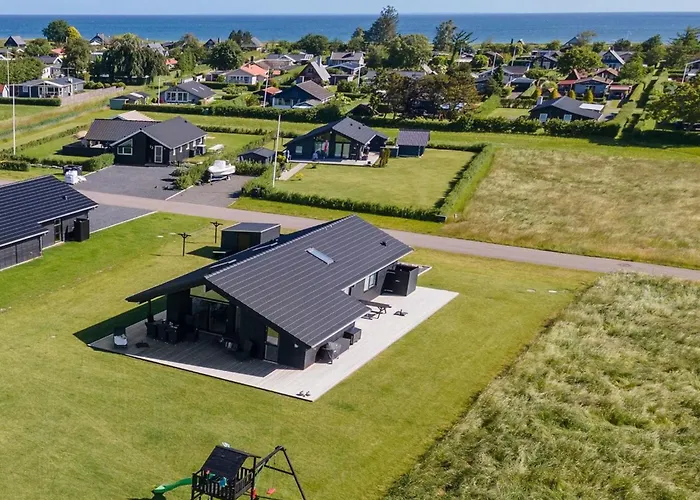 Thalie - 400m From The Sea By Interhome *