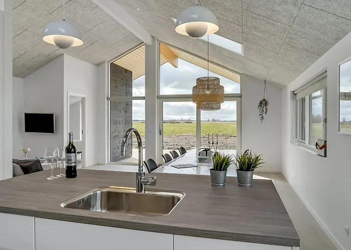 Thalie - 400m From The Sea By Interhome *