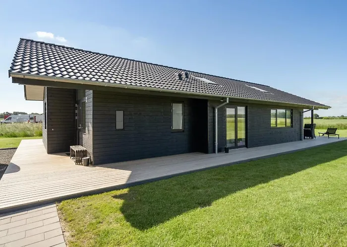 Holiday home Thalie - 400m From The Sea By Interhome